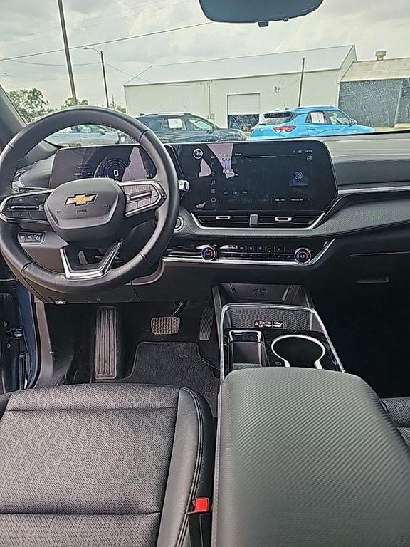 used 2025 Chevrolet Equinox car, priced at $28,881