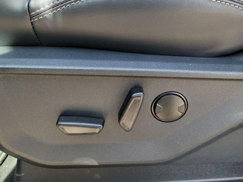 new 2026 Ford Expedition car, priced at $84,990