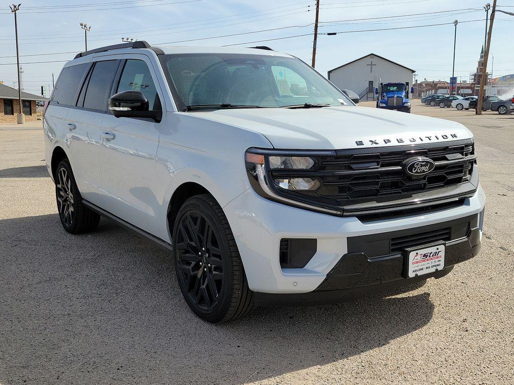 new 2026 Ford Expedition car, priced at $84,990
