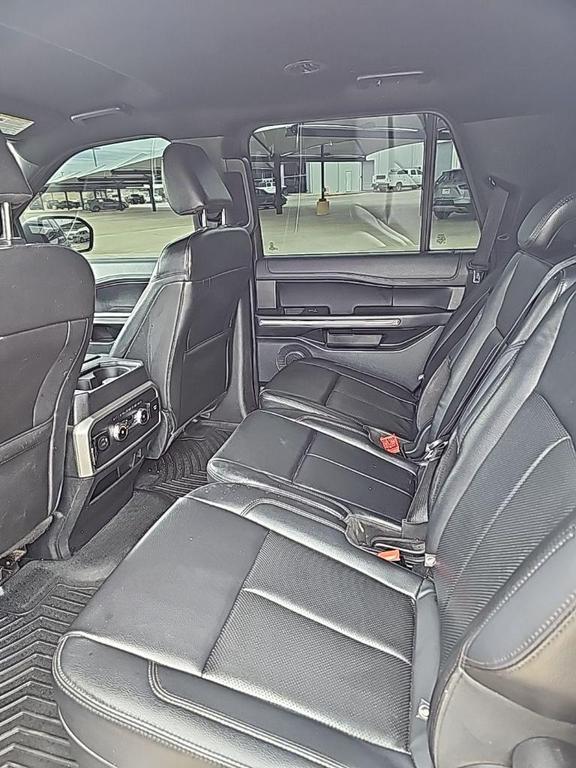 used 2021 Ford Expedition car, priced at $26,981
