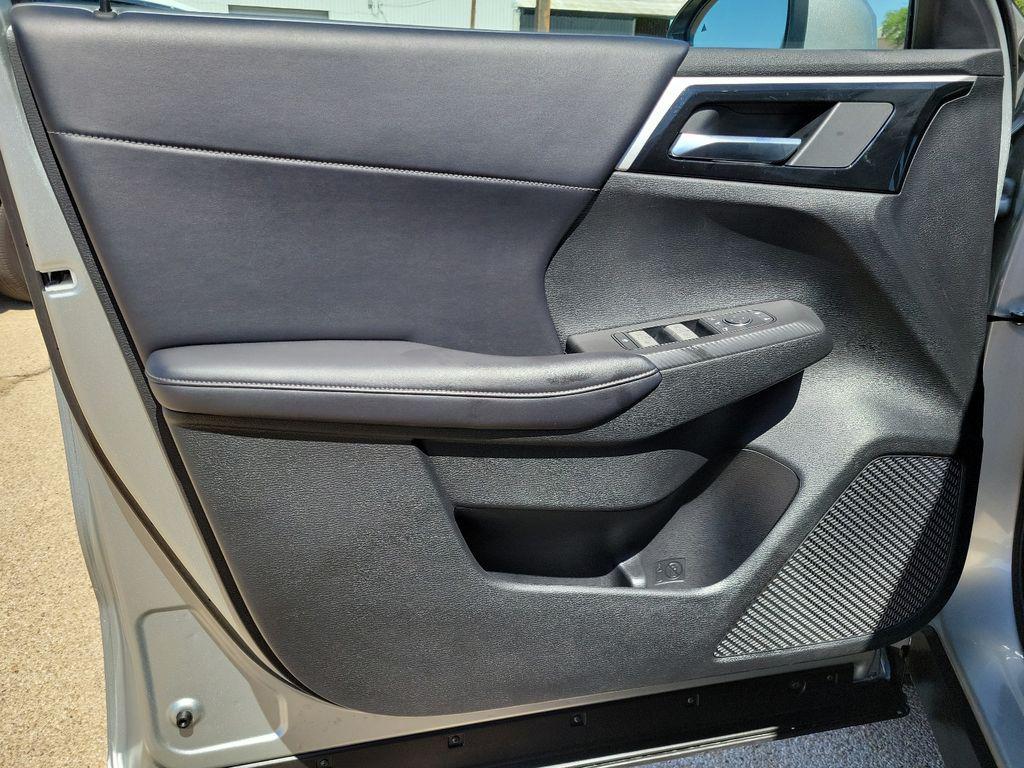 used 2024 Mitsubishi Outlander car, priced at $24,965