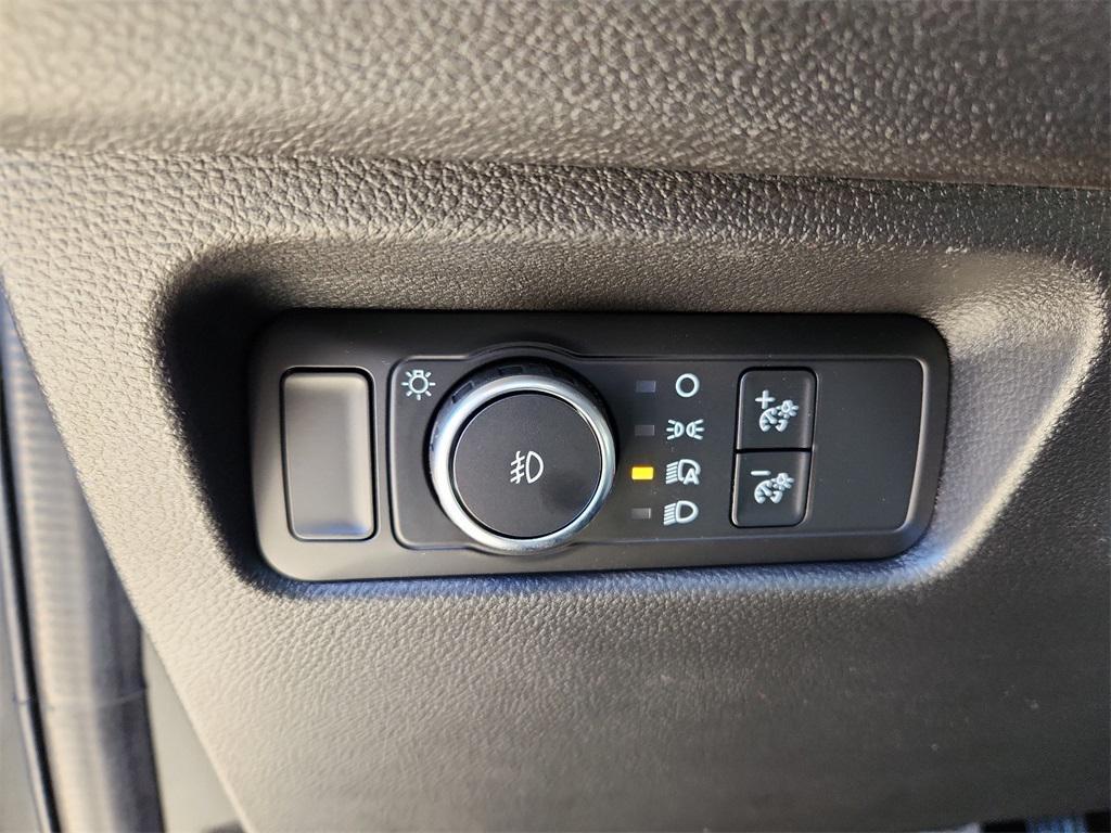 new 2025 Ford Ranger car, priced at $39,926