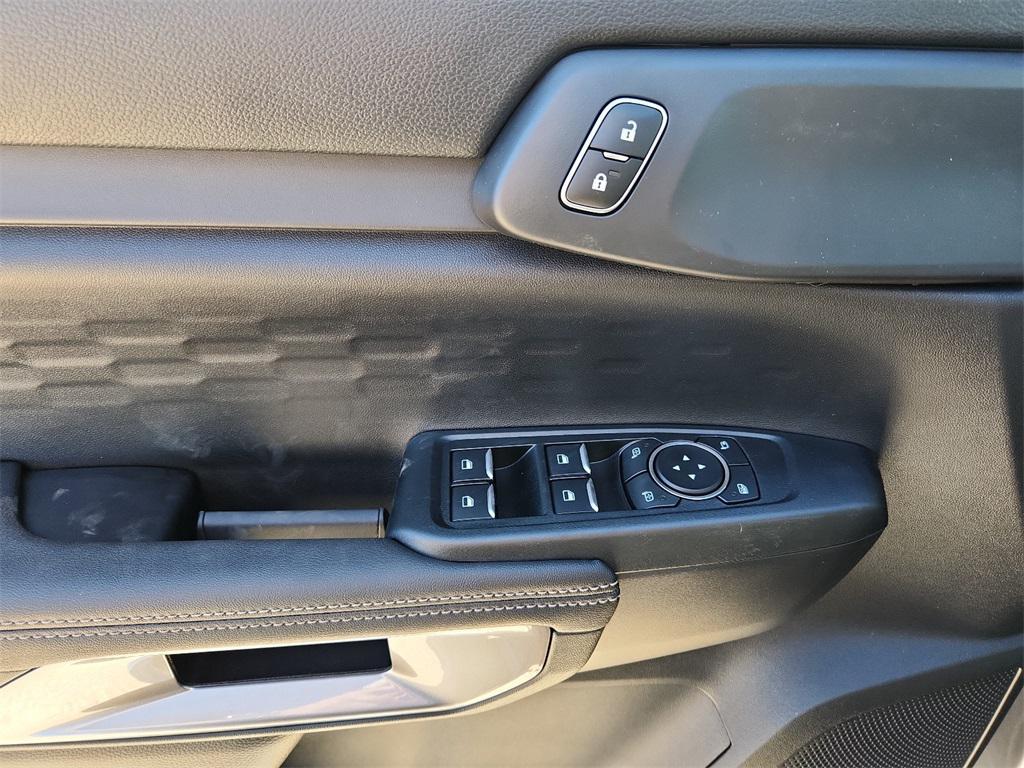 new 2025 Ford Ranger car, priced at $39,926