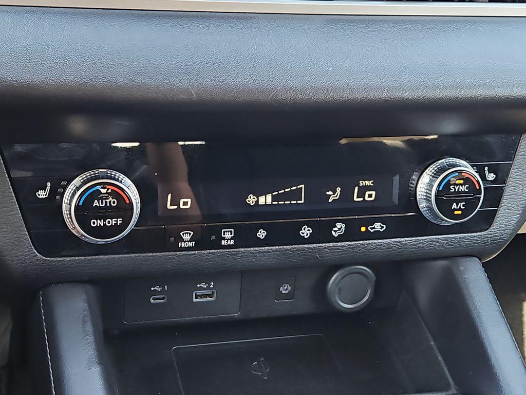 used 2024 Mitsubishi Outlander car, priced at $23,965