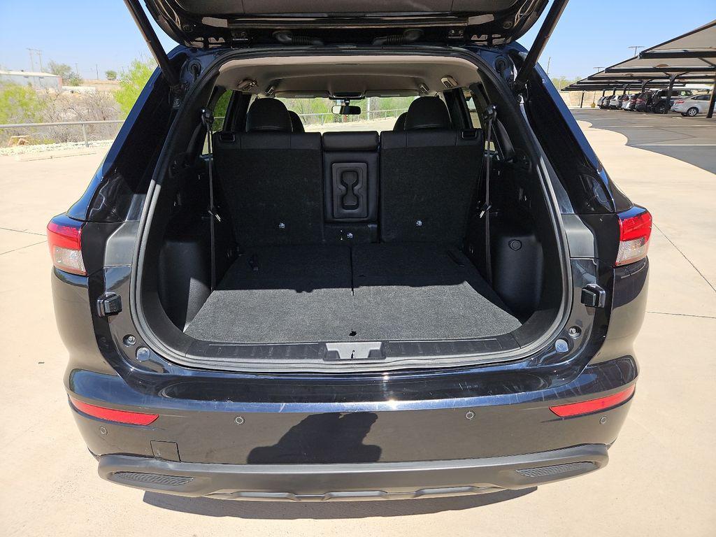 used 2024 Mitsubishi Outlander car, priced at $23,965