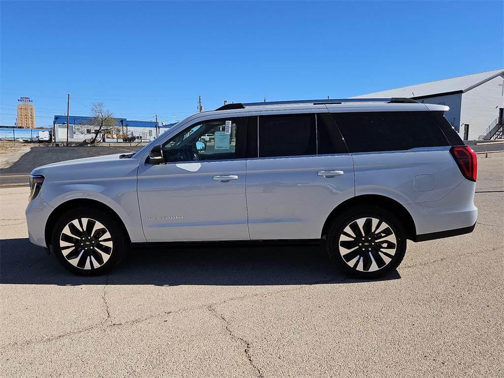 new 2025 Ford Expedition car, priced at $76,455