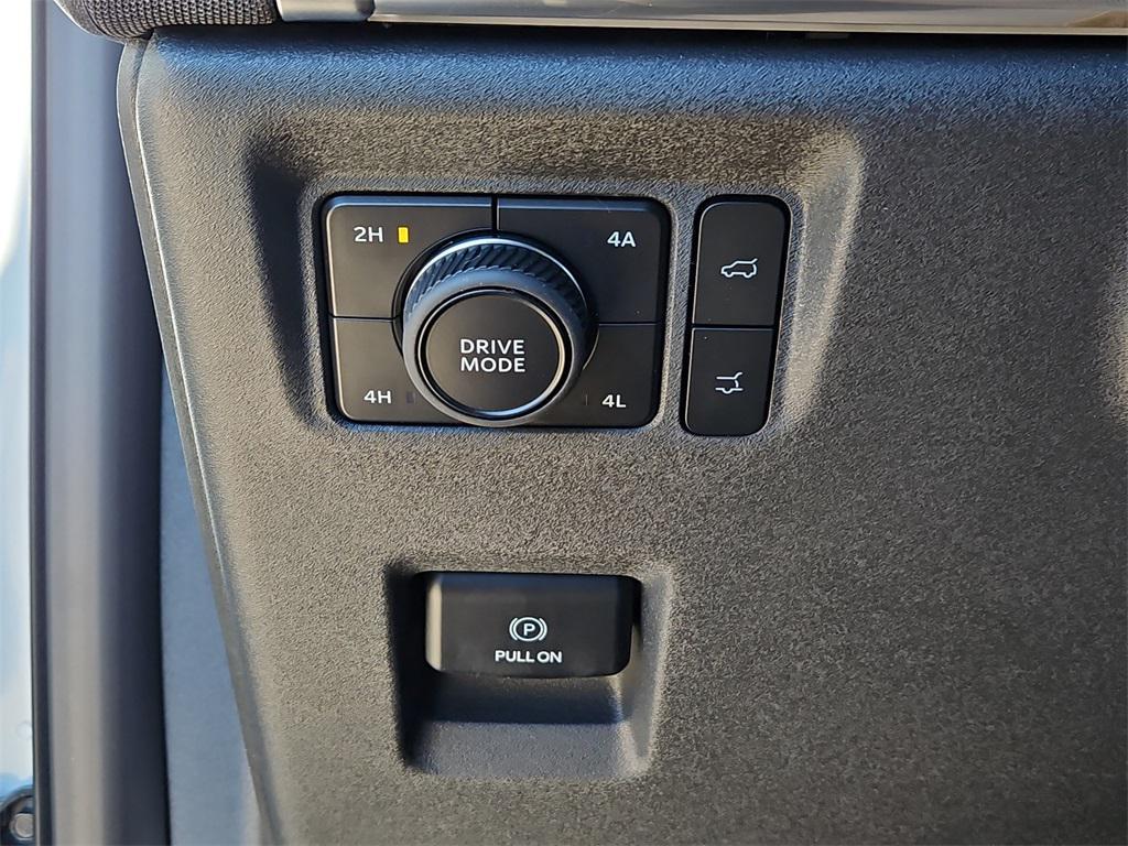 new 2025 Ford Expedition car, priced at $76,455