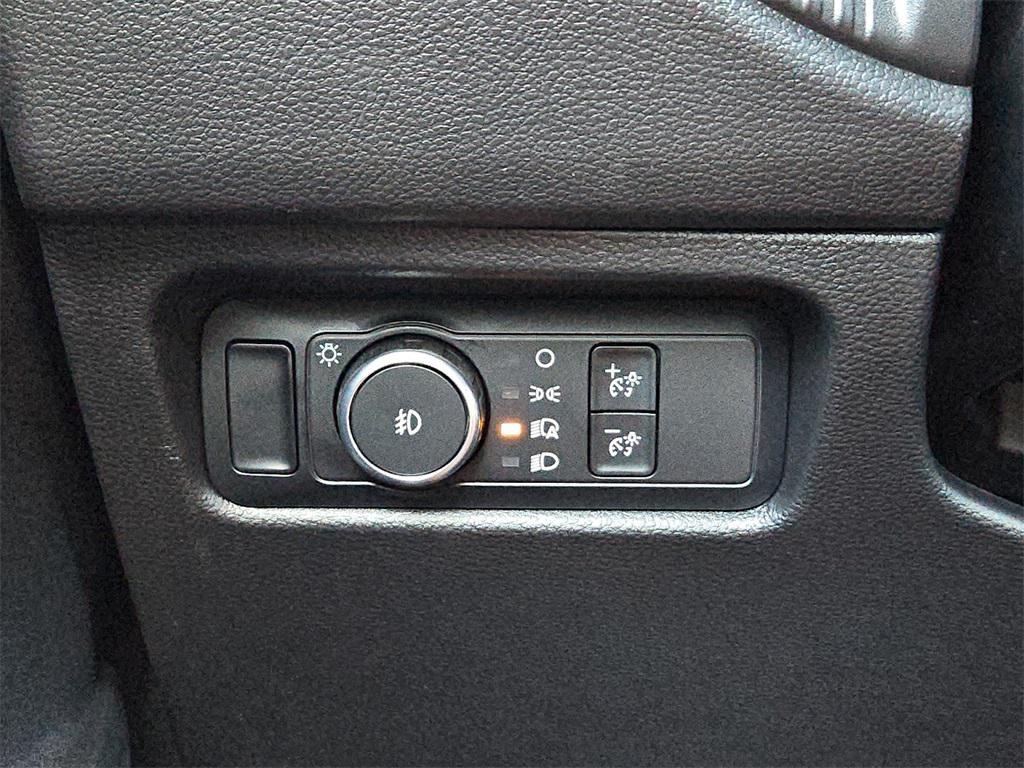 new 2025 Ford Ranger car, priced at $33,104