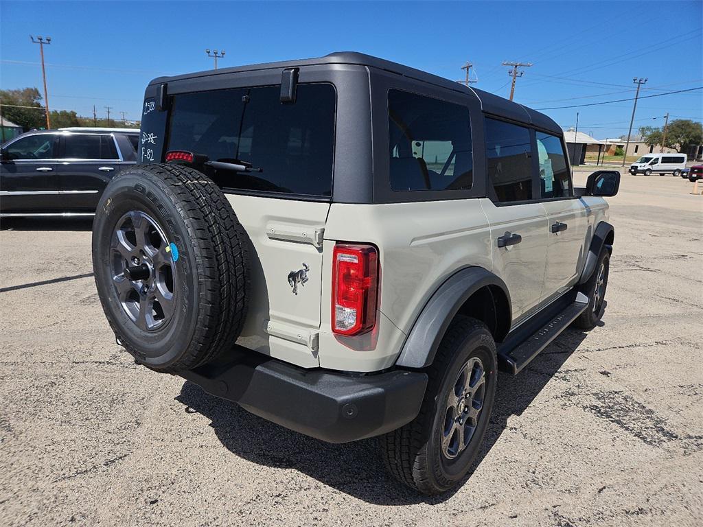 new 2025 Ford Bronco car, priced at $45,845