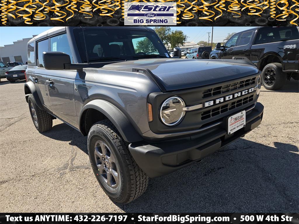 new 2025 Ford Bronco car, priced at $43,561