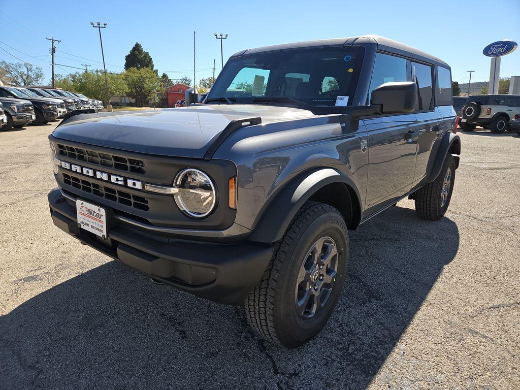 new 2025 Ford Bronco car, priced at $43,561