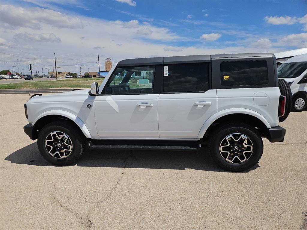 new 2025 Ford Bronco car, priced at $53,270