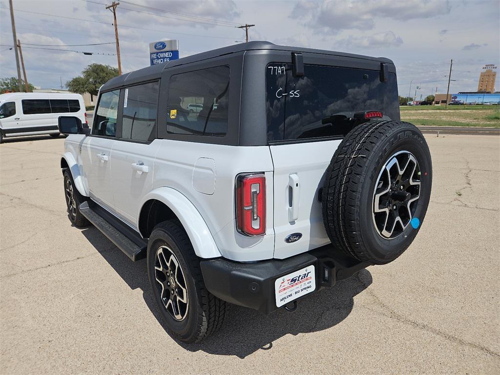 new 2025 Ford Bronco car, priced at $53,270