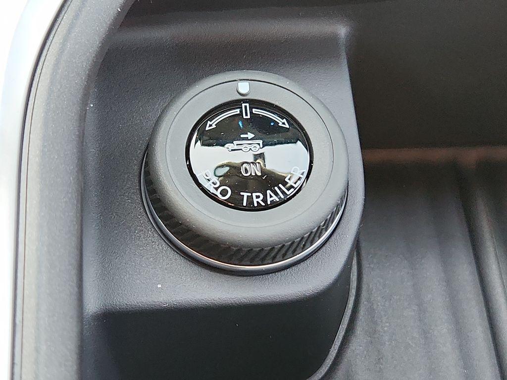 new 2026 Ford Expedition car, priced at $80,615