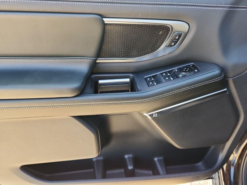 new 2026 Ford Expedition car, priced at $80,615