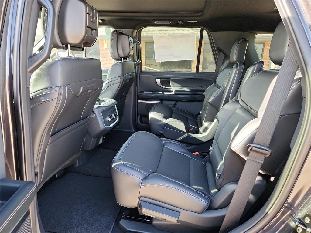 new 2026 Ford Expedition car, priced at $80,615