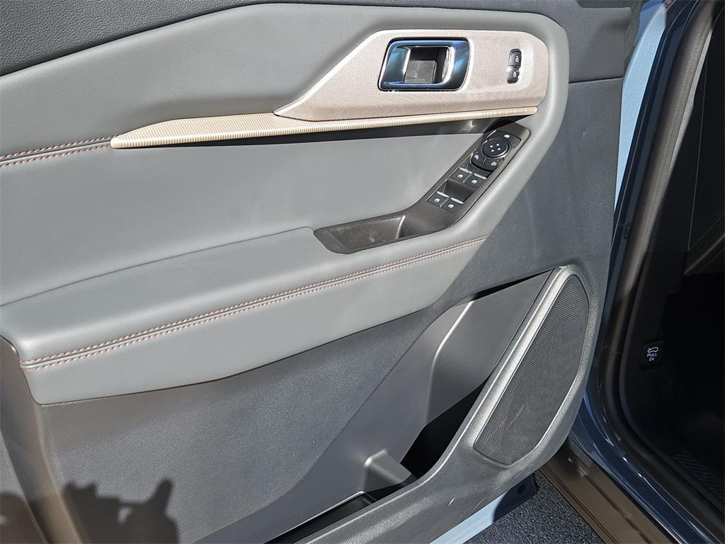new 2026 Ford Explorer car, priced at $42,777