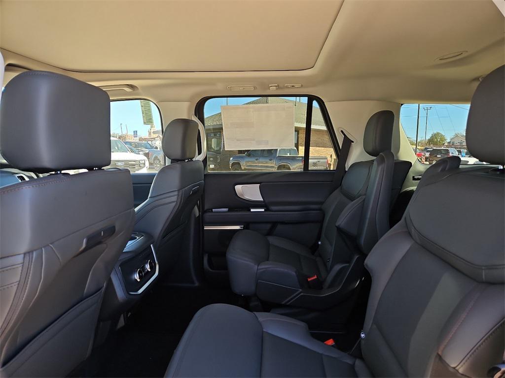 new 2025 Ford Expedition car, priced at $66,886