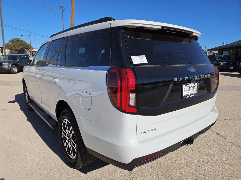 new 2025 Ford Expedition car, priced at $66,886
