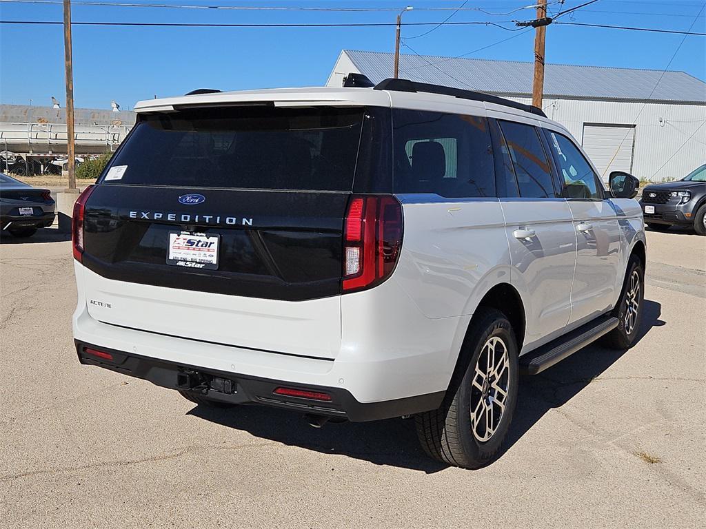 new 2025 Ford Expedition car, priced at $66,886