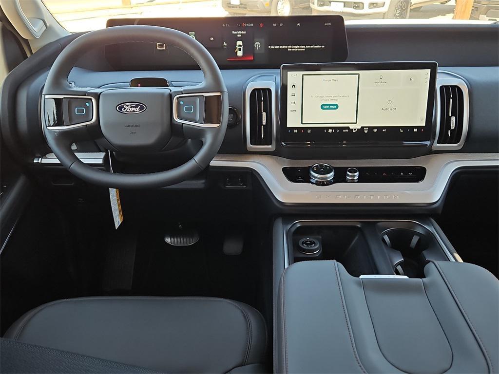 new 2025 Ford Expedition car, priced at $66,886