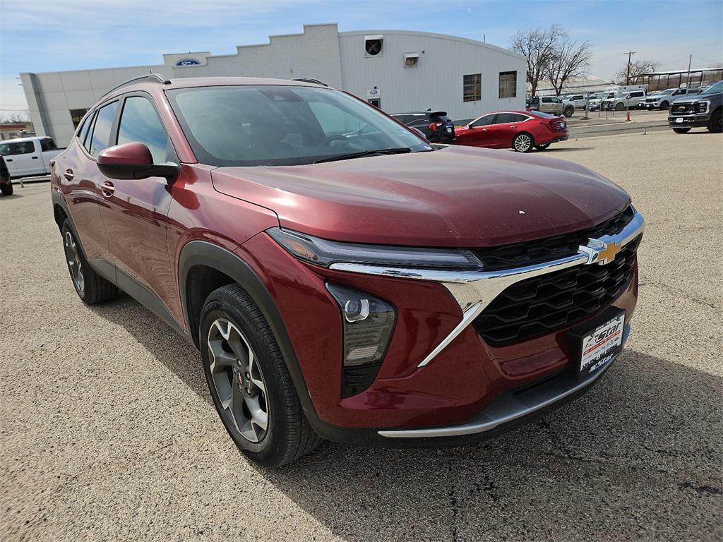 used 2025 Chevrolet Trax car, priced at $21,777