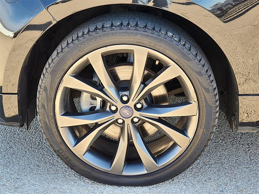 used 2018 Ford Edge car, priced at $19,677