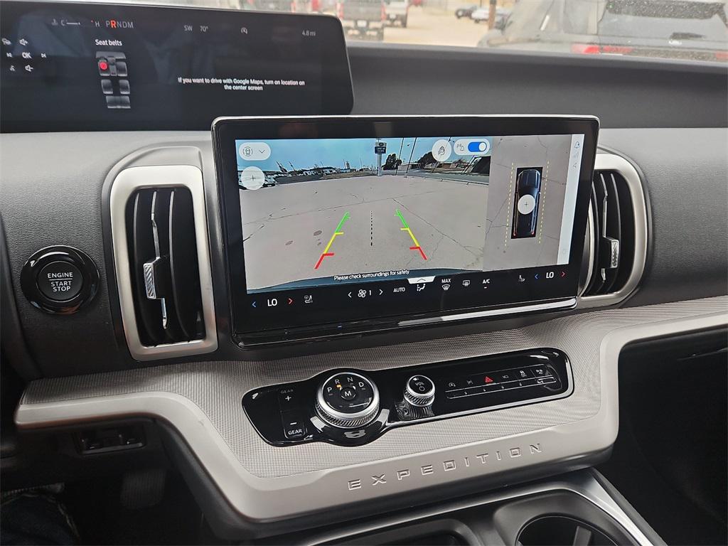 new 2025 Ford Expedition car, priced at $65,977