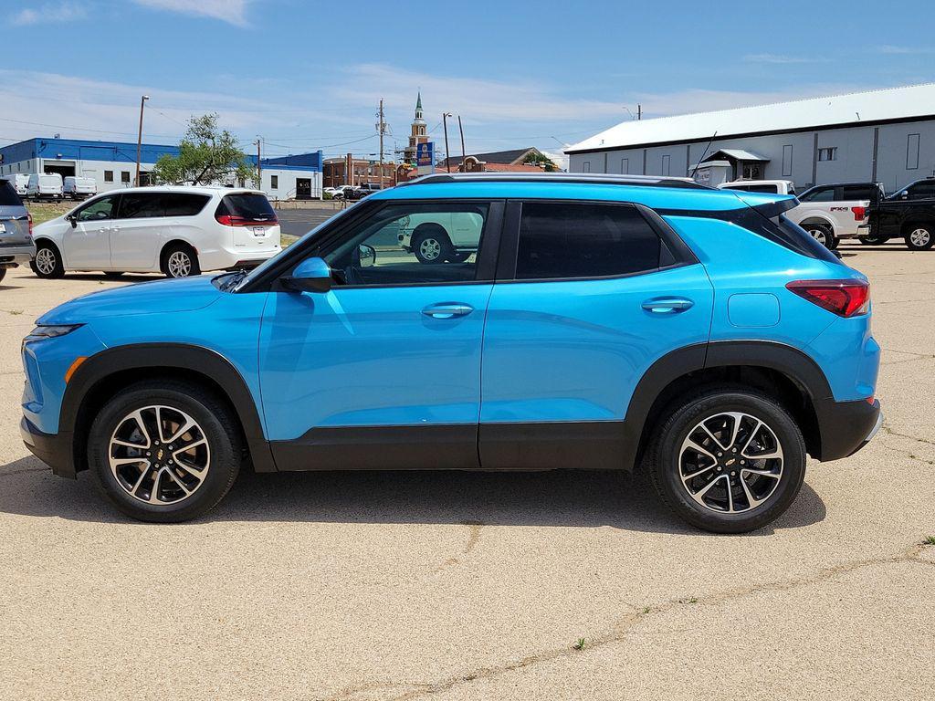 used 2025 Chevrolet TrailBlazer car, priced at $23,966