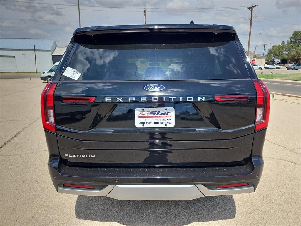 new 2025 Ford Expedition car, priced at $76,085