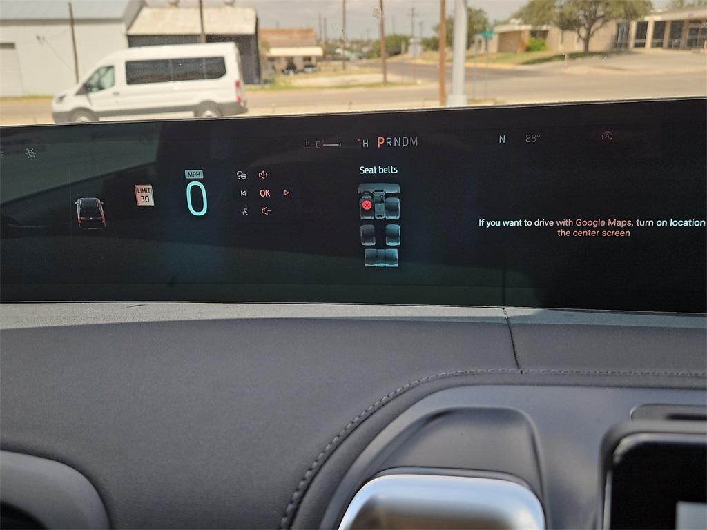 new 2025 Ford Expedition car, priced at $76,085