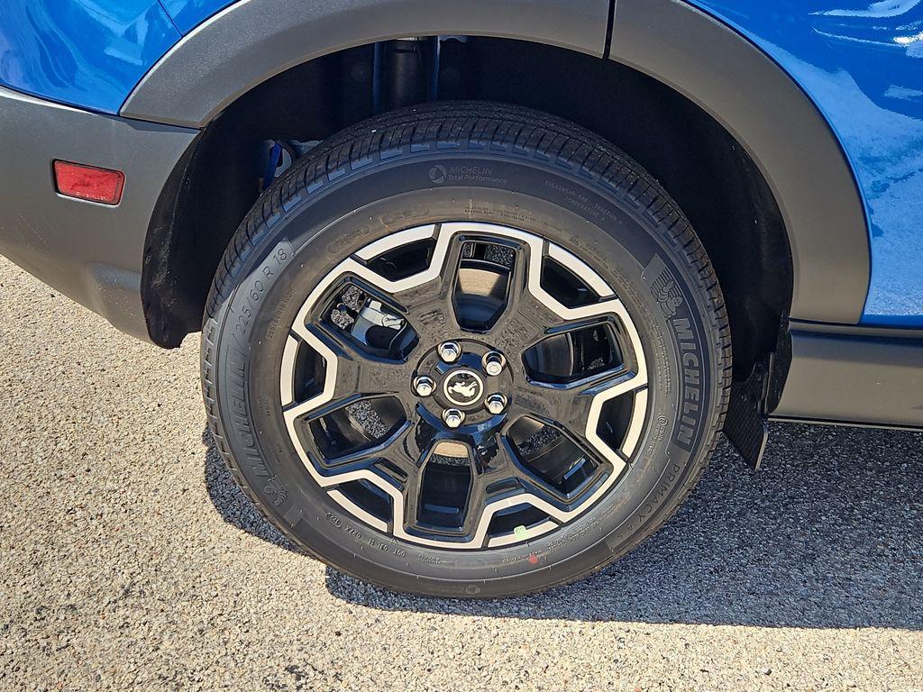 new 2025 Ford Bronco Sport car, priced at $35,631