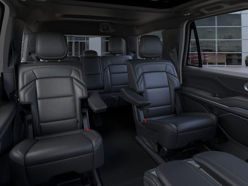 new 2026 Lincoln Navigator car, priced at $109,065