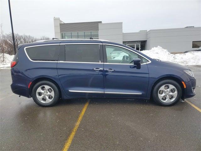used 2017 Chrysler Pacifica car, priced at $5,988