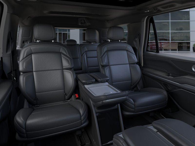 new 2025 Lincoln Navigator car, priced at $110,785