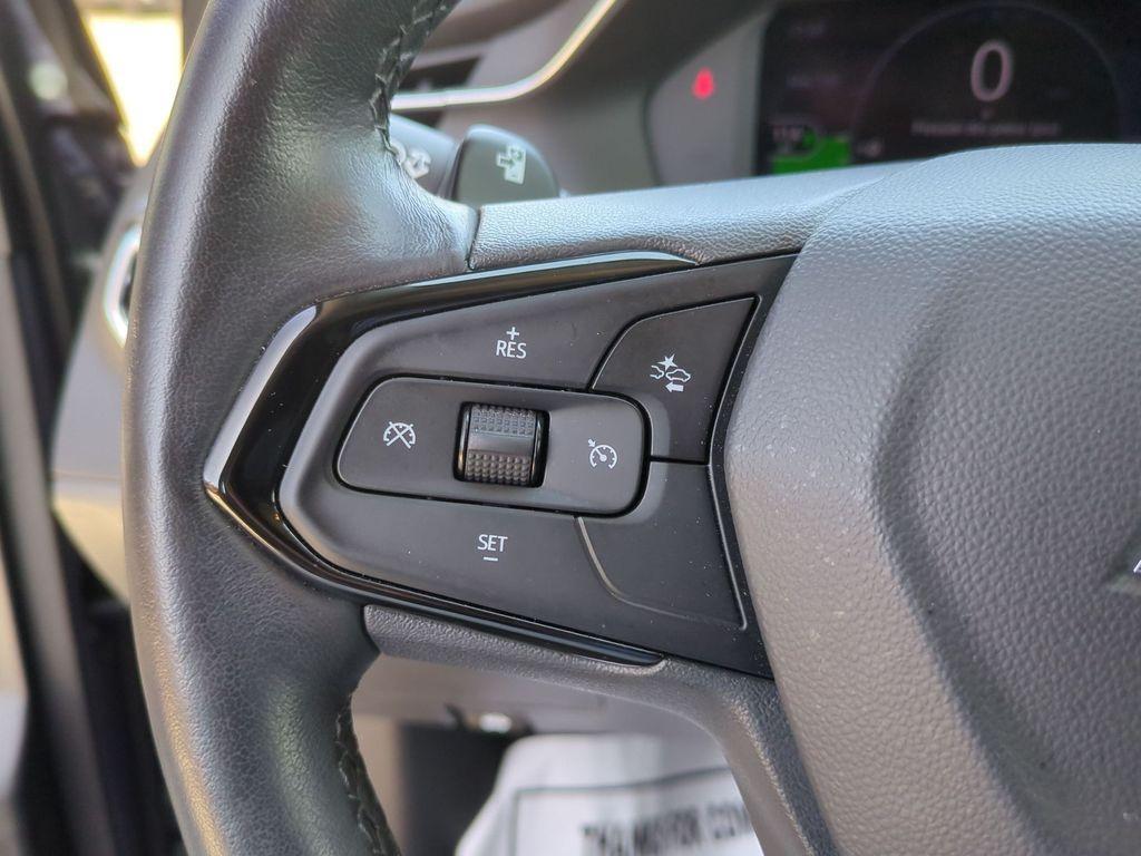 used 2023 Chevrolet Bolt EUV car, priced at $18,047