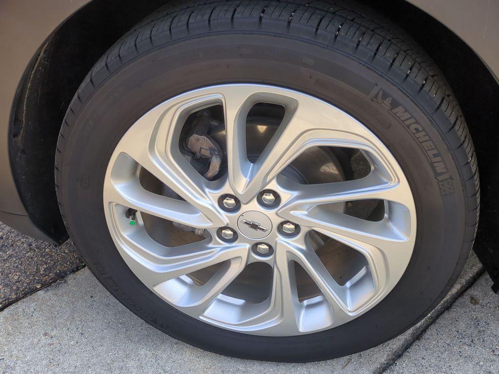 used 2023 Chevrolet Bolt EUV car, priced at $18,047