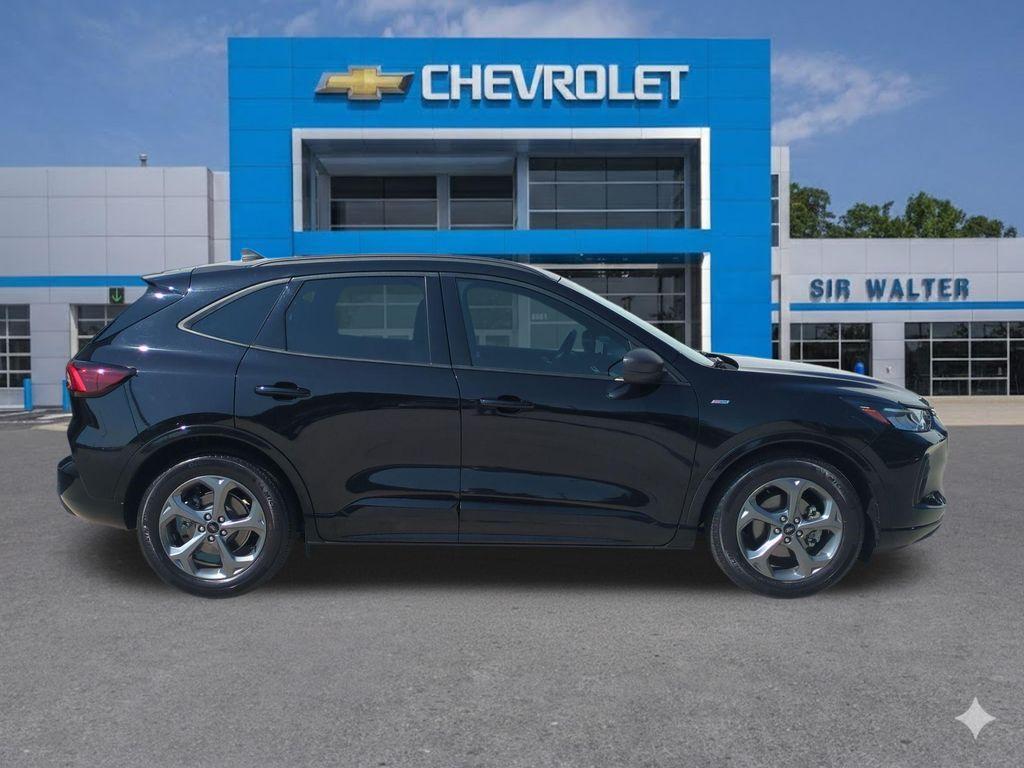used 2023 Ford Escape car, priced at $22,708