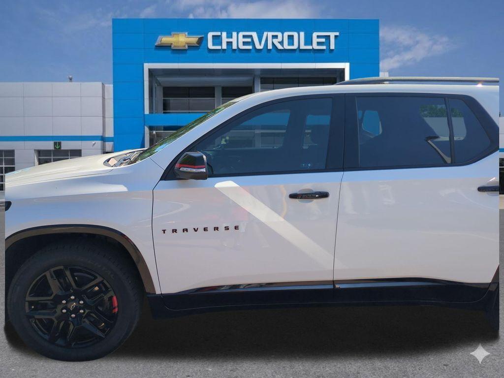 used 2023 Chevrolet Traverse car, priced at $38,303