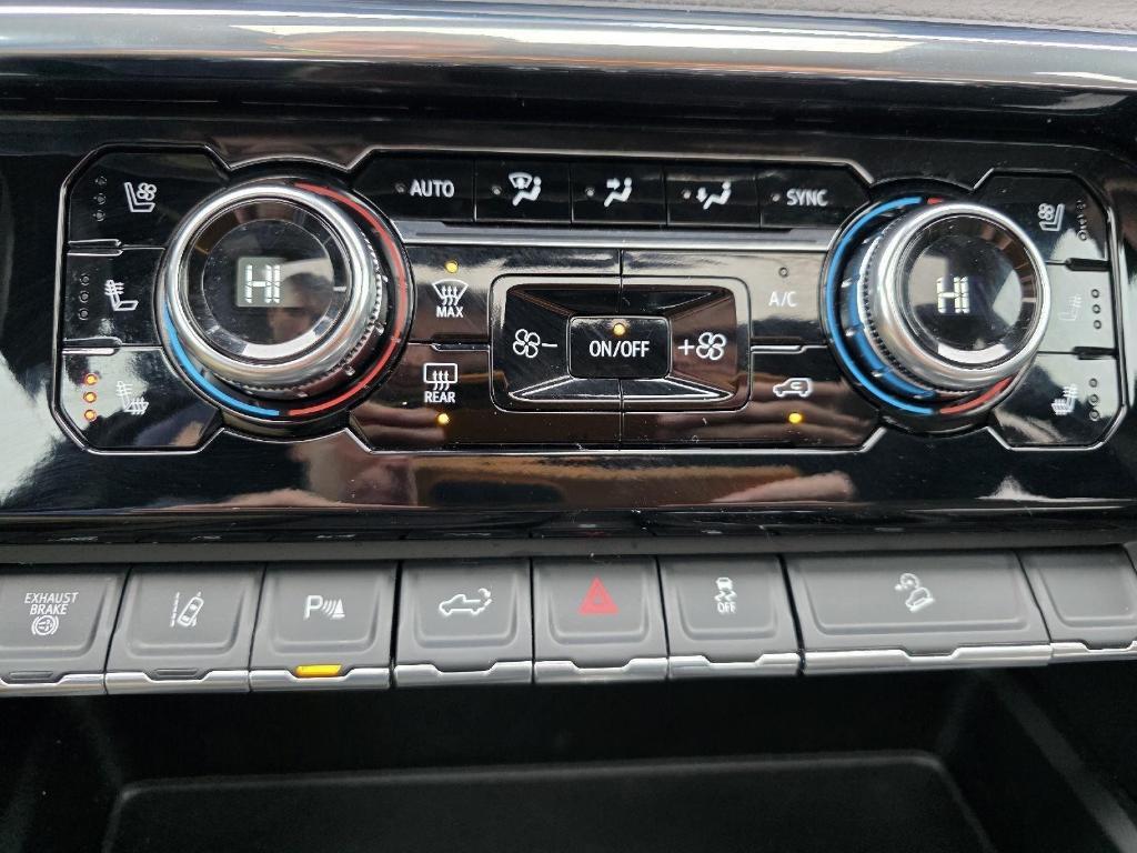 used 2024 GMC Sierra 2500 car, priced at $75,850