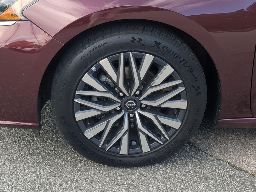 used 2024 Nissan Altima car, priced at $20,877