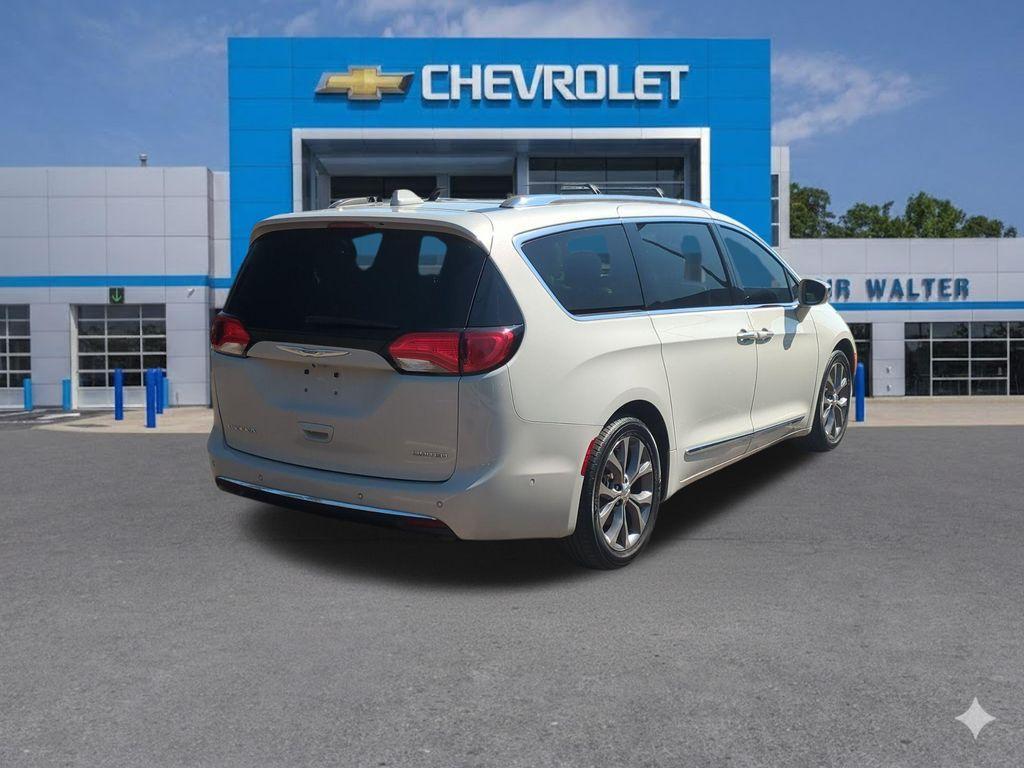 used 2019 Chrysler Pacifica car, priced at $17,799