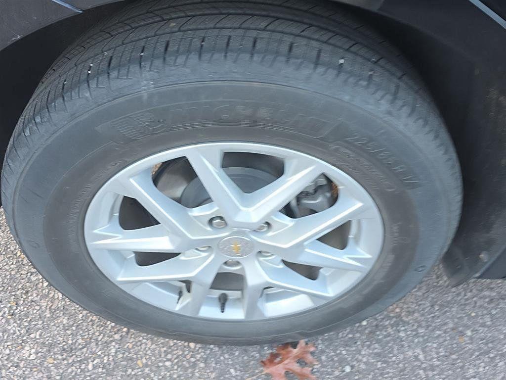 used 2023 Chevrolet Equinox car, priced at $17,999