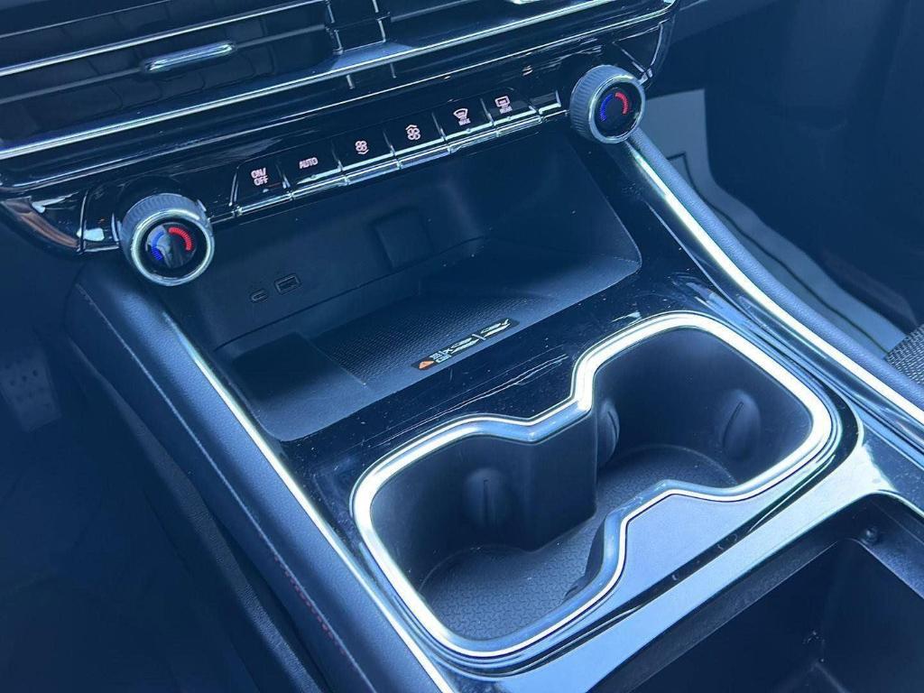 used 2024 Chevrolet Traverse car, priced at $40,597