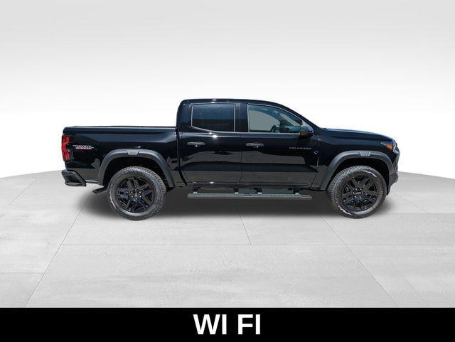 2025 Black Chevrolet Colorado