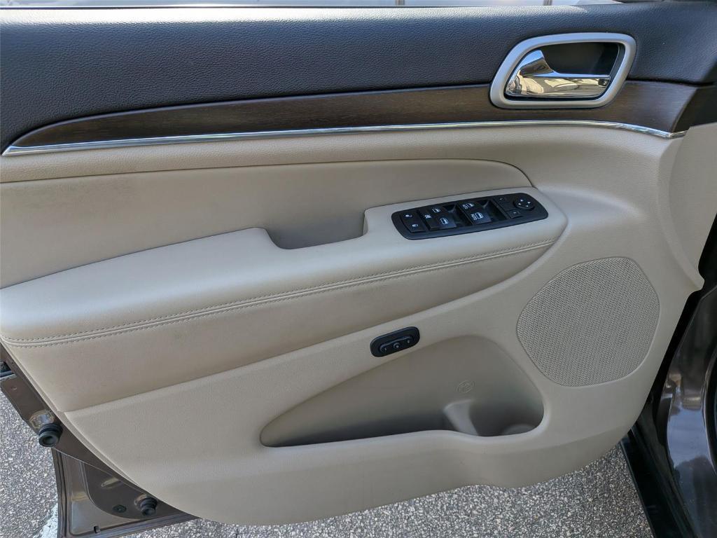 used 2018 Jeep Grand Cherokee car, priced at $13,222