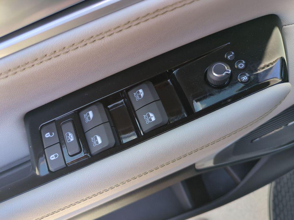 used 2024 Jeep Wagoneer car, priced at $47,558