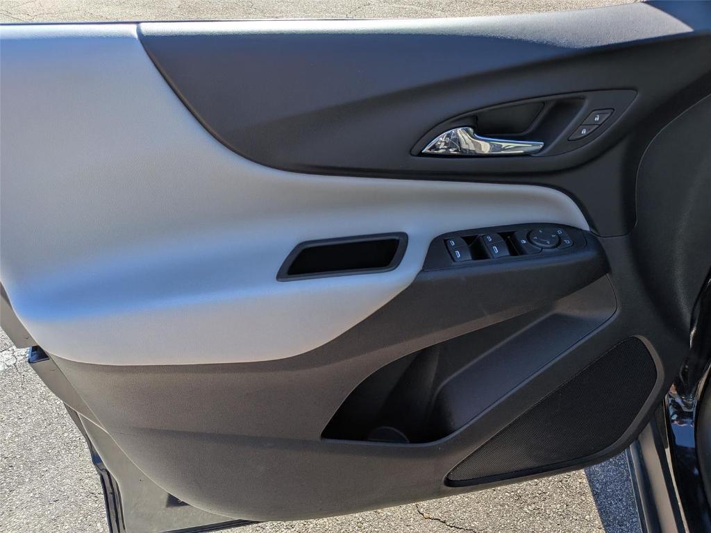 used 2023 Chevrolet Equinox car, priced at $16,797