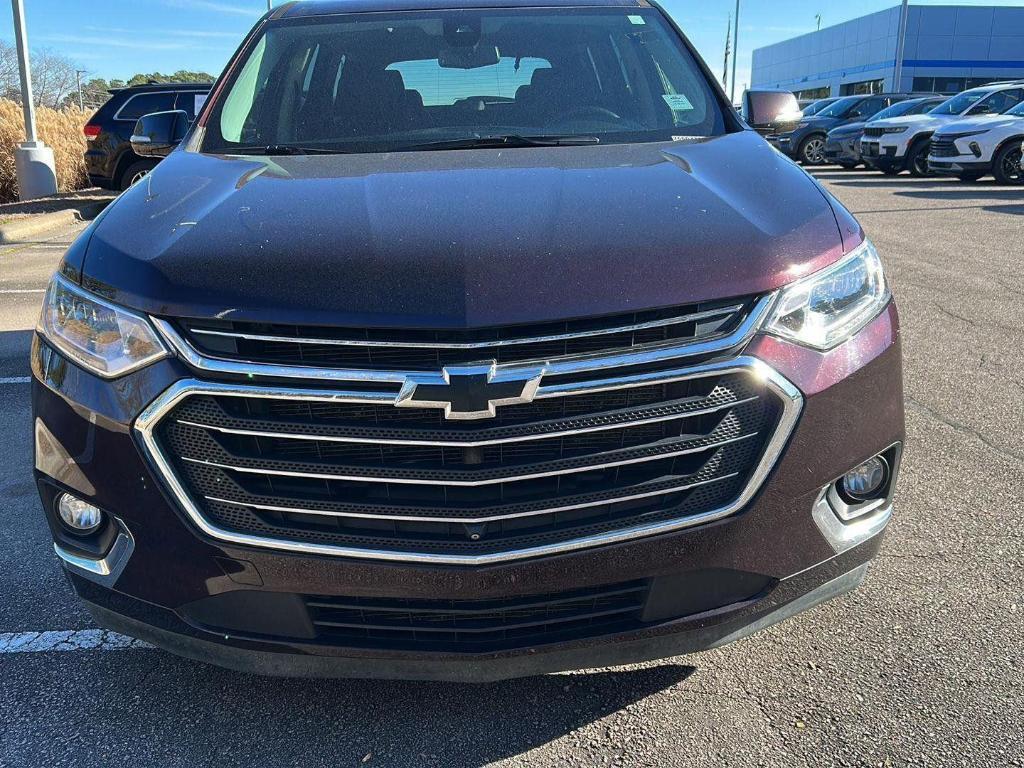 used 2020 Chevrolet Traverse car, priced at $23,996