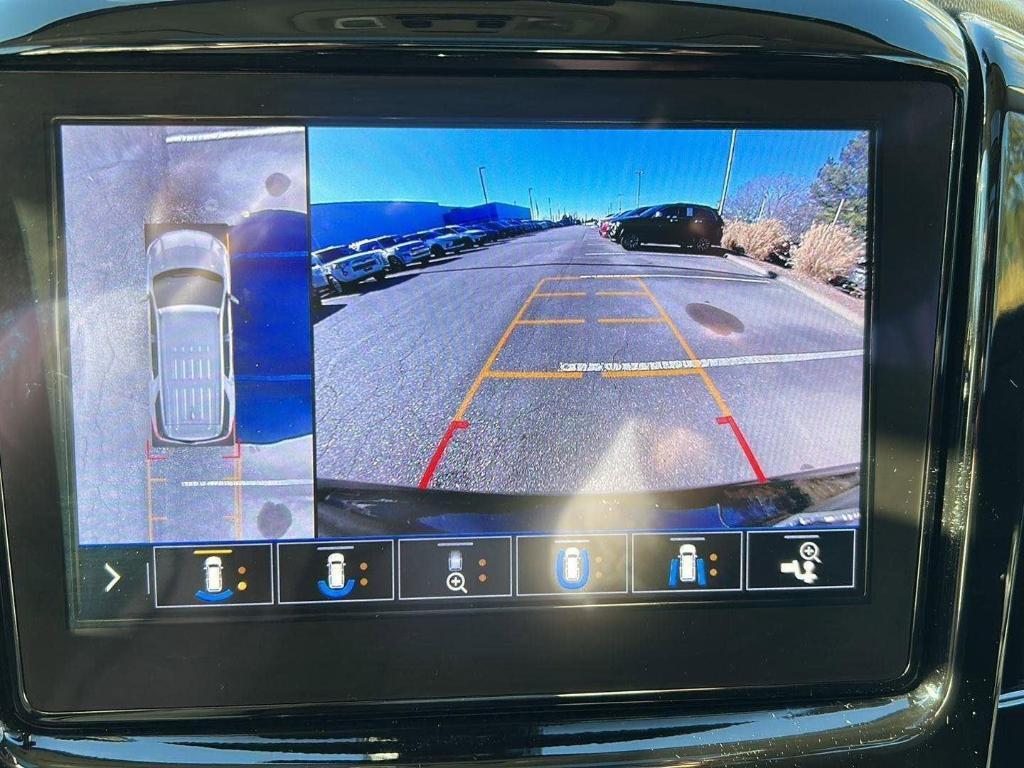 used 2020 Chevrolet Traverse car, priced at $23,996